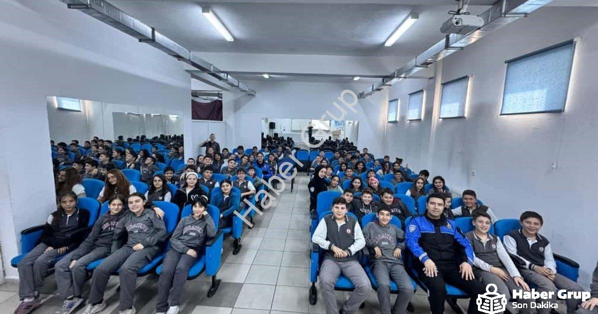 "Afyonkarahisar'da Öğrencilere Kapsamlı Güvenlik ve Bilinçlendirme Eğitimi" başlıklı haber için foto