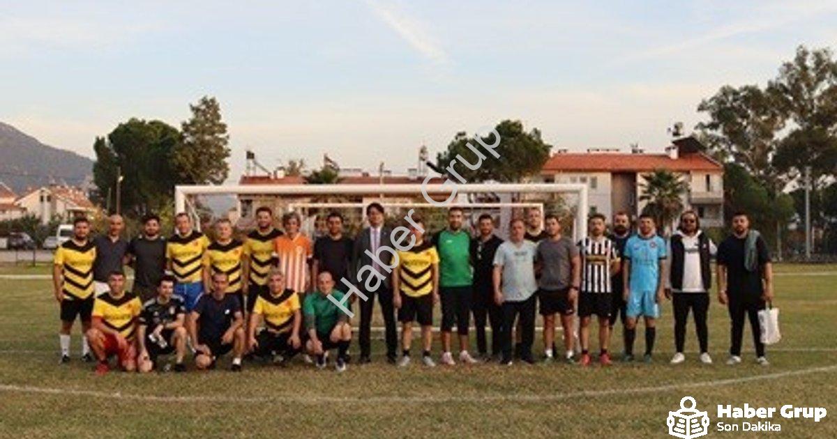 "Köyceğiz'de Öğretmenler Günü Futbol Turnuvası Şampiyonu Belli Oldu" başlıklı haber için fotorealist