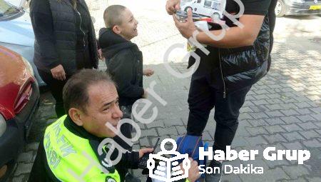 Muğla’da Yürek Isıtan Görüntü: Trafik Şube Müdürü’nden Anlamlı Jest