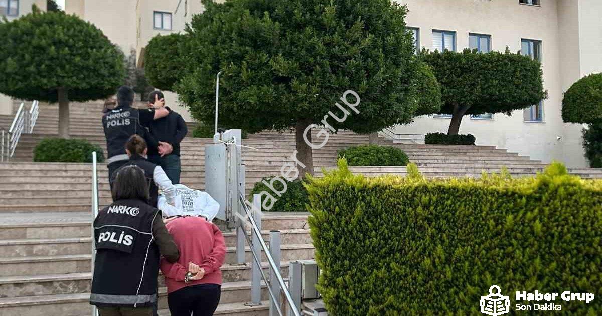 "Marmaris'te Zehir Tacirlerine Darbe: Otel Odasına Baskın, 3 Tutuklama" başlıklı haber için fotoreal