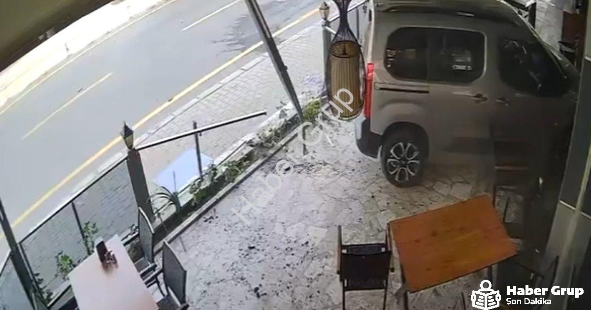 "Aydın'da Korku Dolu Anlar: İş Yerine Dalan Sürücü Kaçamadı" başlıklı haber için fotorealistik, prof