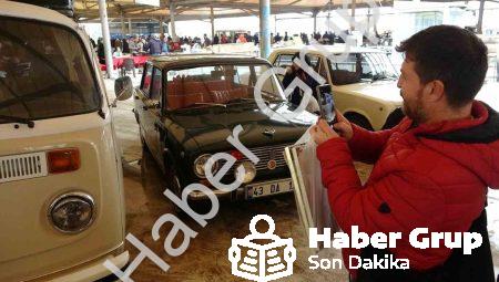 Kütahya Antika Pazarı’nda Klasik Araba Şöleni: Ziyaretçi Rekoru