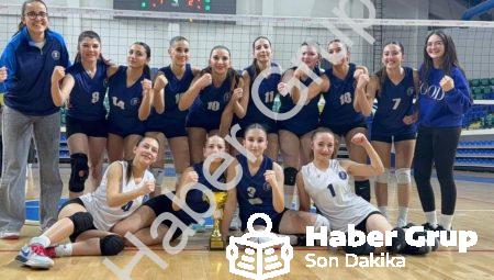 Kütahya Belediyespor Genç Kızları Voleybolda Zirvede