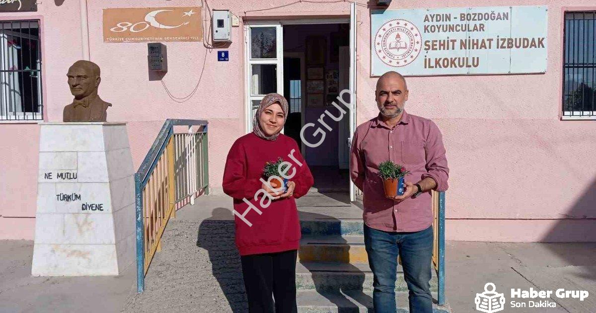 "Bozdoğan Belediyesi’nden Öğretmenlere Anlamlı Karanfil Hediyesi" başlıklı haber için fotorealistik,