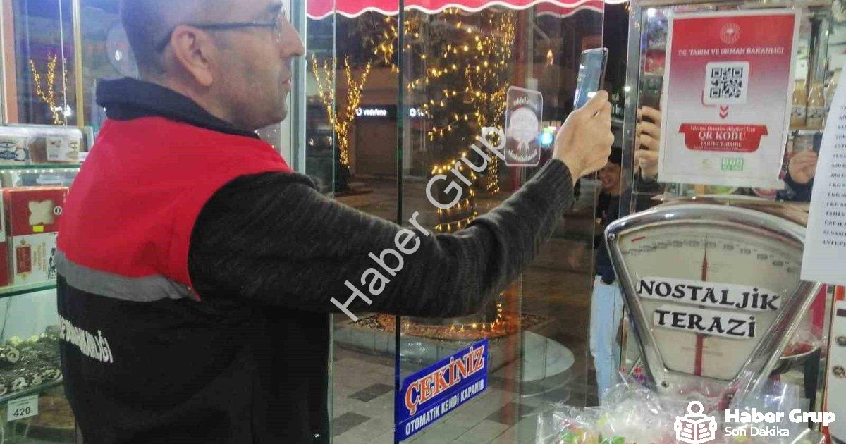 "Uşak’ta Gıda Güvenliği İçin Gece Gündüz Denetim Seferberliği" başlıklı haber için fotorealistik, pr