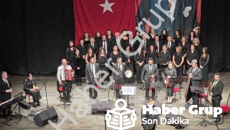 Efeler’de Sanat Gecesi: Maarif Korosu İzleyenleri Mest Etti