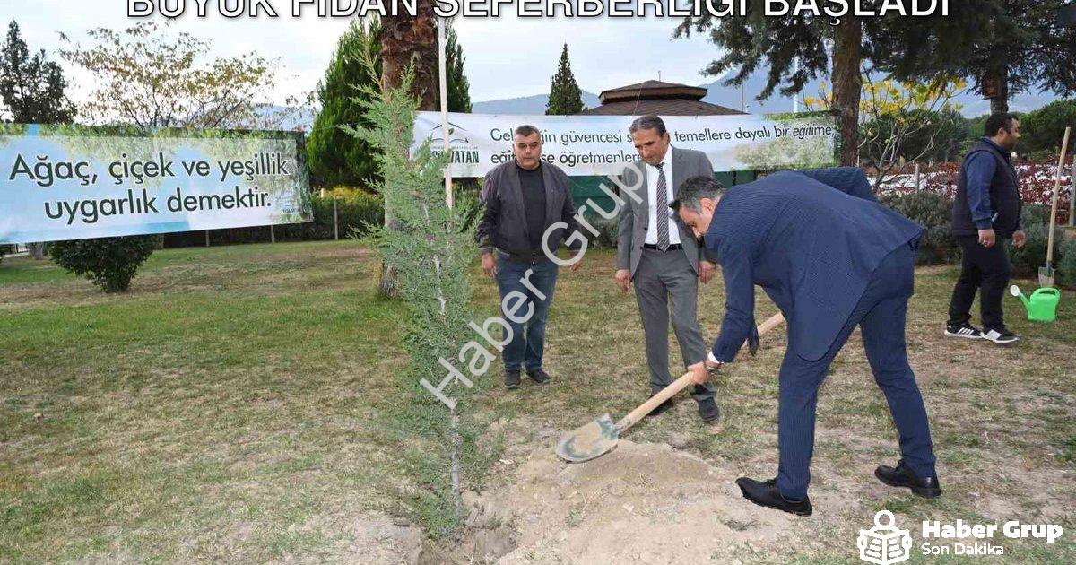 "Denizli'de Yeşeren Eller Hareketi ile Büyük Fidan Seferberliği Başladı" başlıklı haber için fotorea